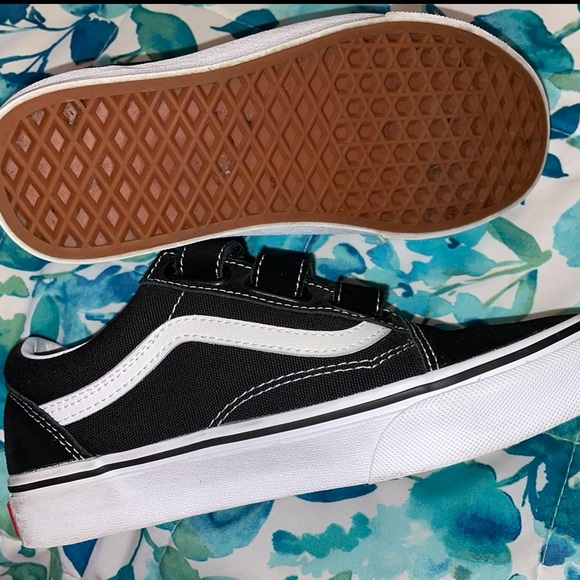 Classic strap vans size 6.5 women’s - Picture 4 of 4